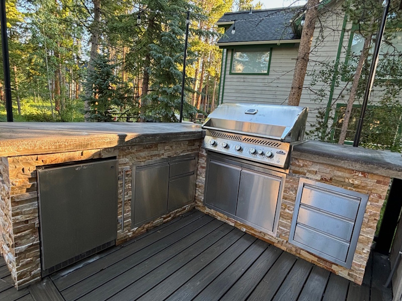 Breckenridge outdoor kitchen builders